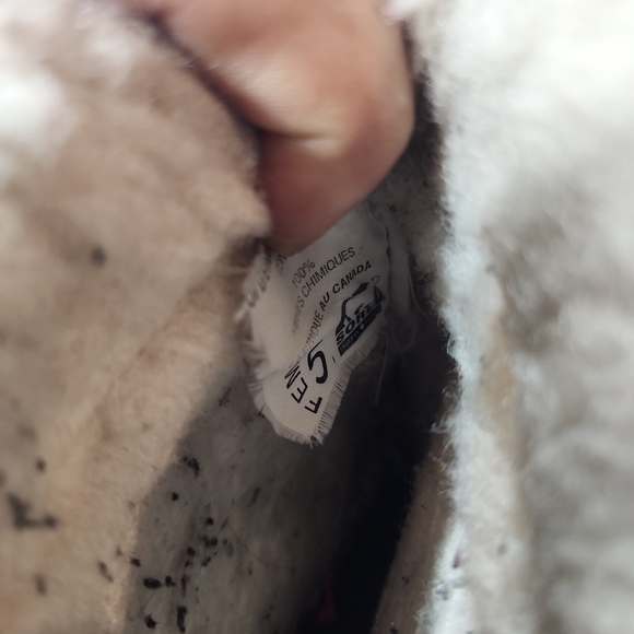 Sorel Caribou boots - Picture 6 of 9